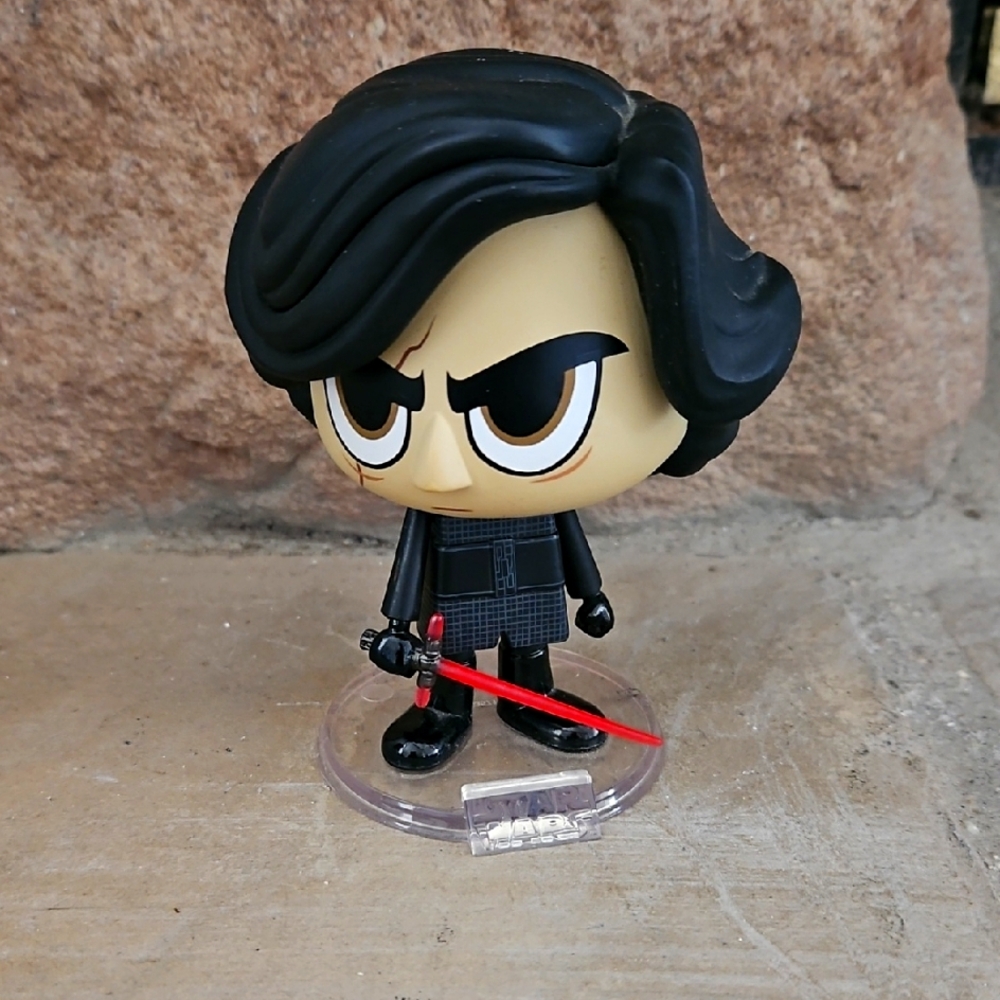 Star Wars' Kylo Ren Funko Bobblehead